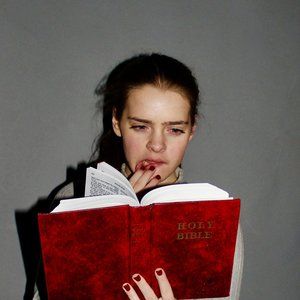 Meet your Posher, Lia